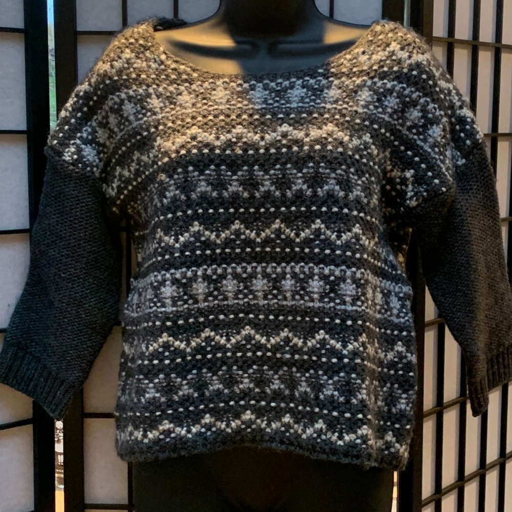 Ann Taylor Loft 3/4 sleeve sweater